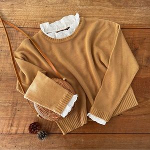 Brave Soul London Cropped sweater with Eyelet Collar